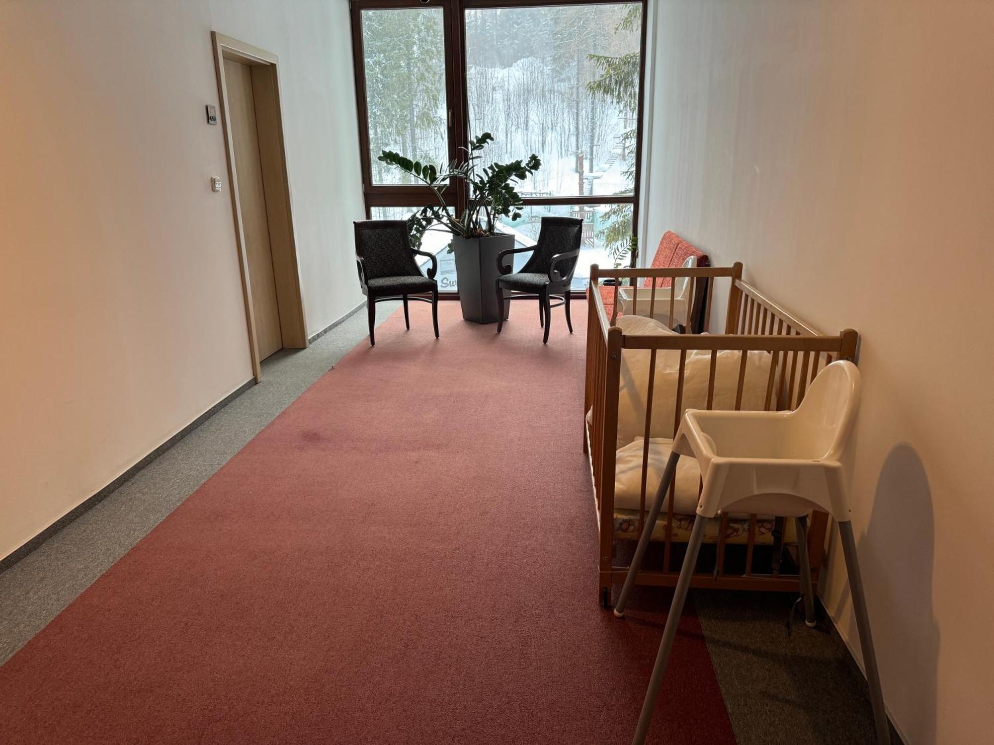Apartment With Mountain View In Hotel Crocus, Štrbské Pleso Dış mekan fotoğraf